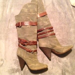 CAMOUFLAGE BOOTS W/ CARMEL LEATHER STRAPS